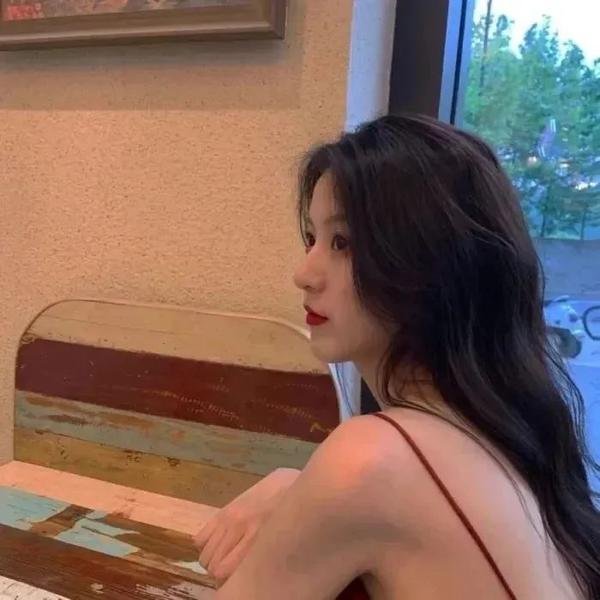 迷幻黑彩虹